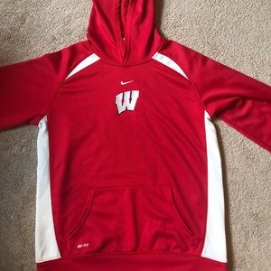 Mesh material sweatshirt. Nike Wisconsin badgers.